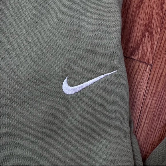 Nike Sweats - Picture 2 of 5